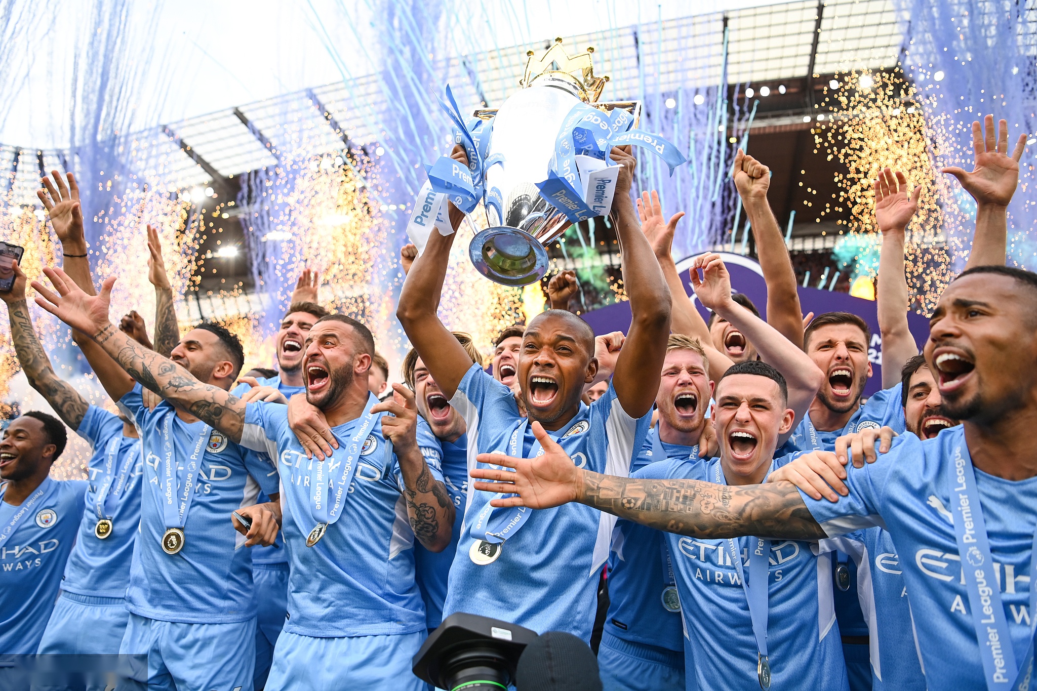 在于湖人缺 在于湖人缺