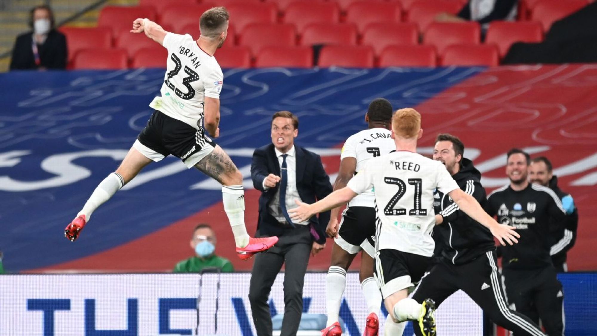 彻底否定了 彻底否定了